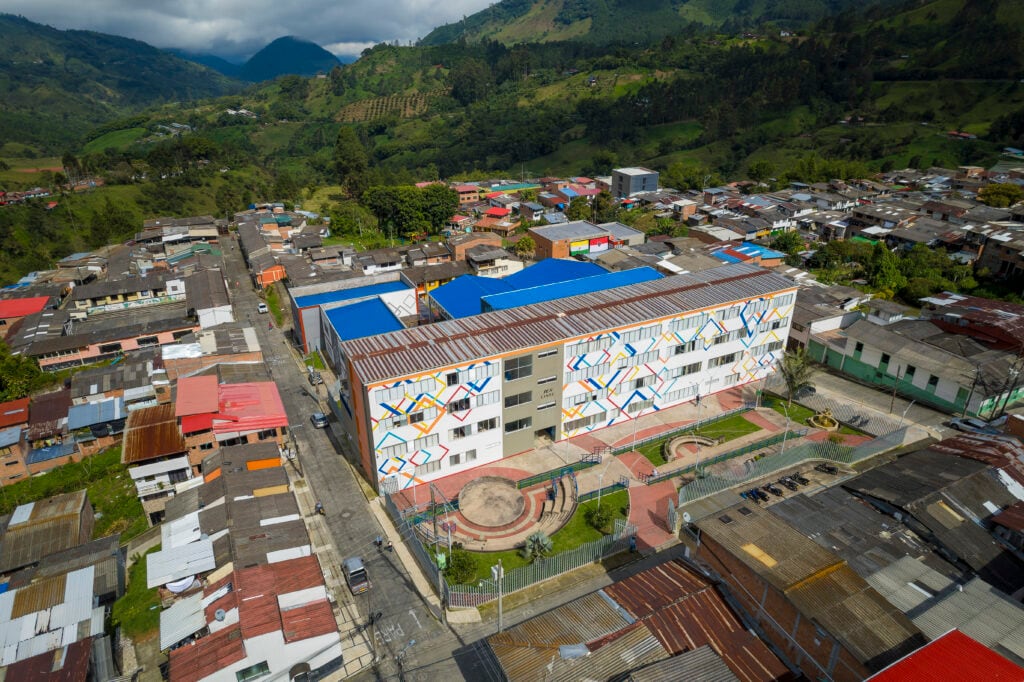 Institución Universitaria Oriente de Caldas en el municipio de Pensilvania. Foto: Gobernación de Caldas.