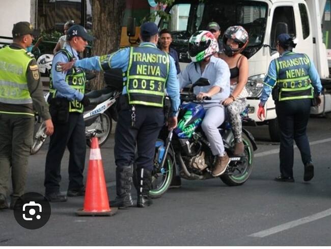 Por lo menos un caso semanal de evidencia en Neiva, donde un agente de transito es agredido. Foto Cortesia