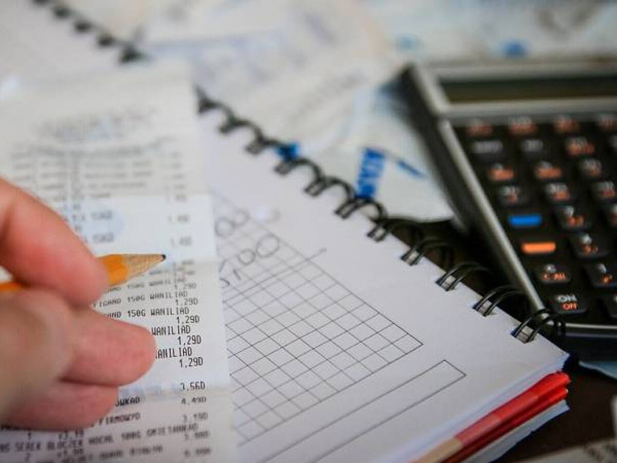 Por medio de una demanda, hombre exige a su exnovia el dinero que gastó en la relación