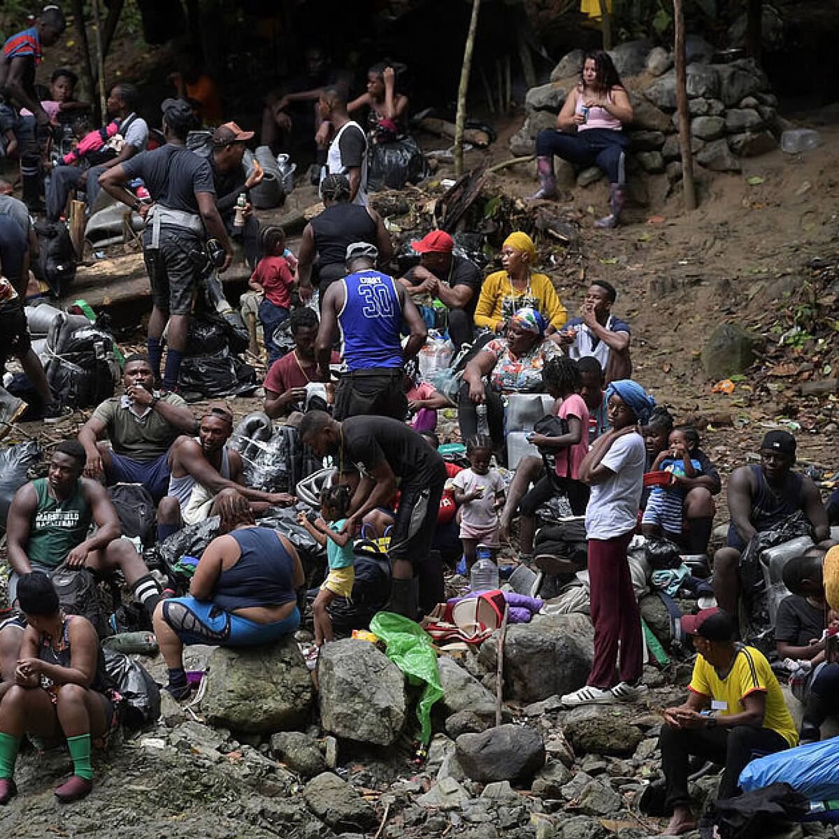 Colombia y Panamá buscarán crear “una ruta legal” para el paso de migrantes