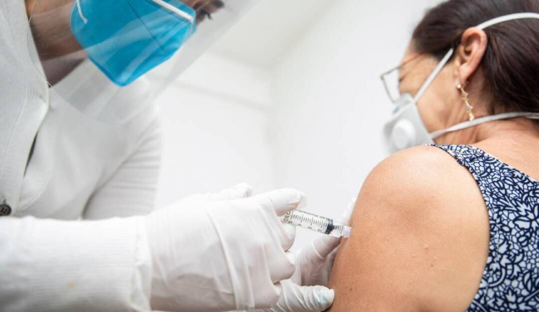 Vacuna contra COVID-19