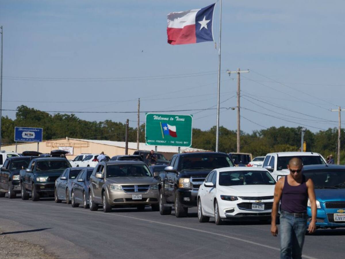 EE.UU. abrirá fronteras terrestres con Canadá y México en noviembre