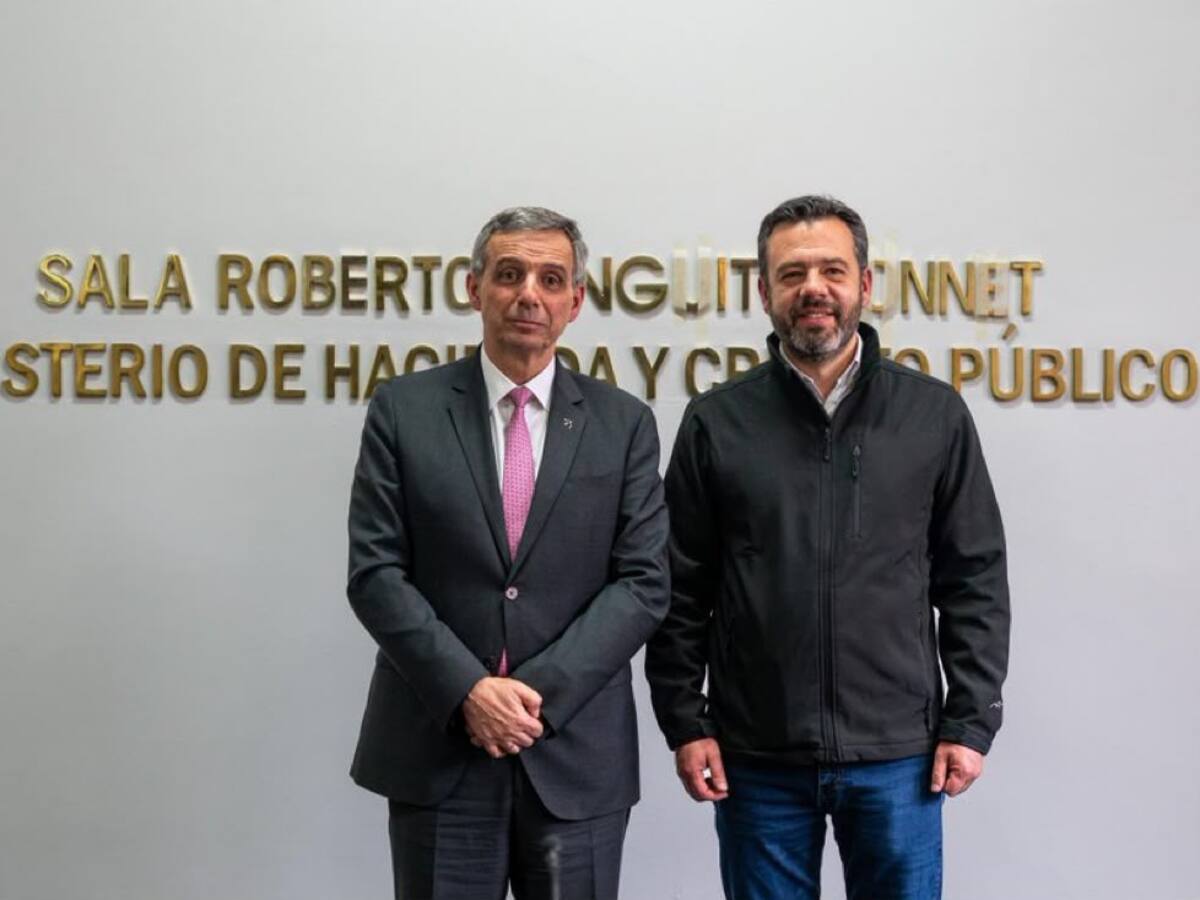 Alcalde Galán se reunió con minHacienda para avanzar en proyectos de infraestructura en Bogotá