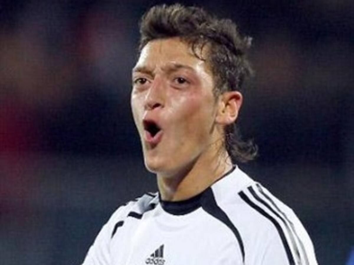 Werder Bremen descarta ofertas por Ozil