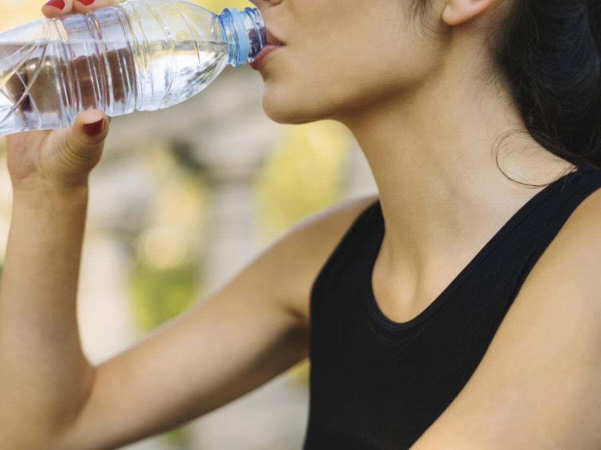El truco para perder peso tomando agua
