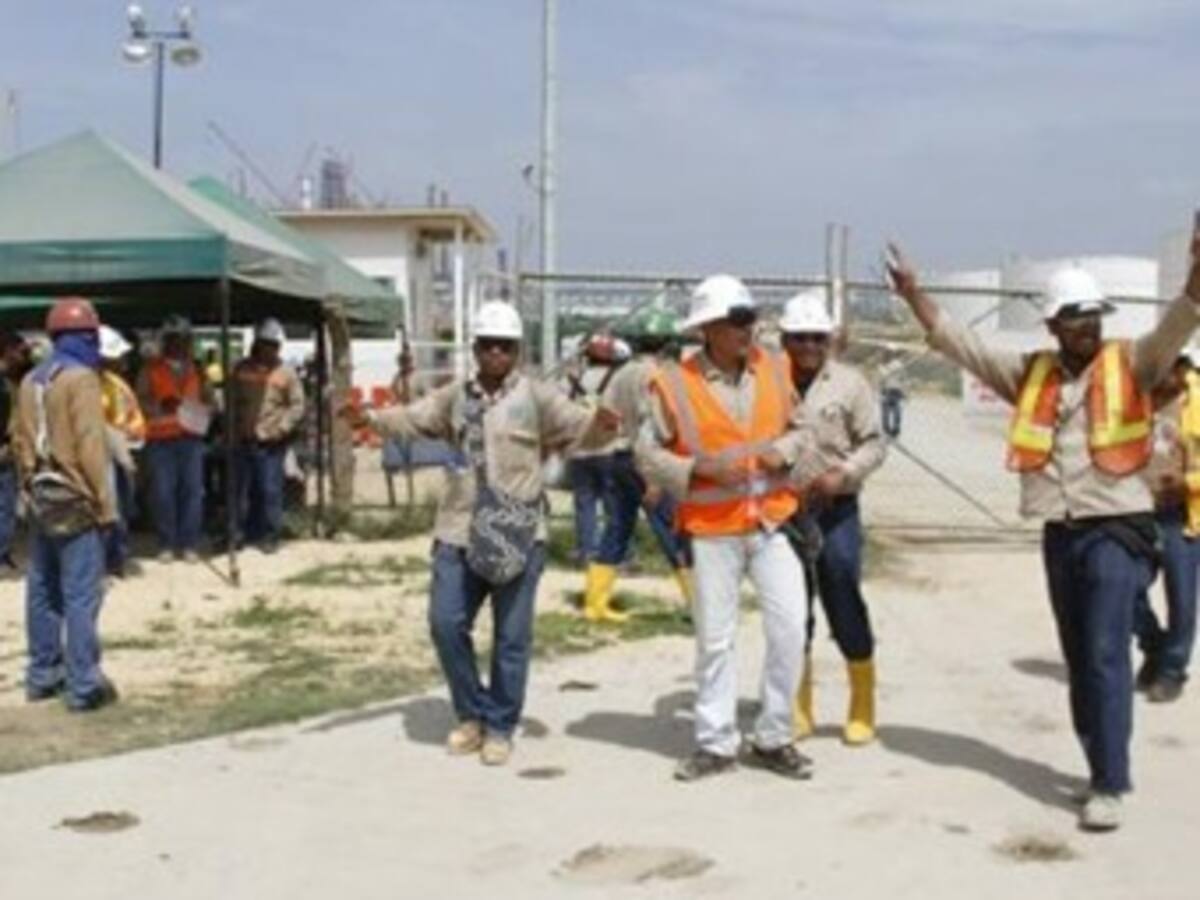Trabajadores de Reficar se van a huelga por falta de garantías laborales