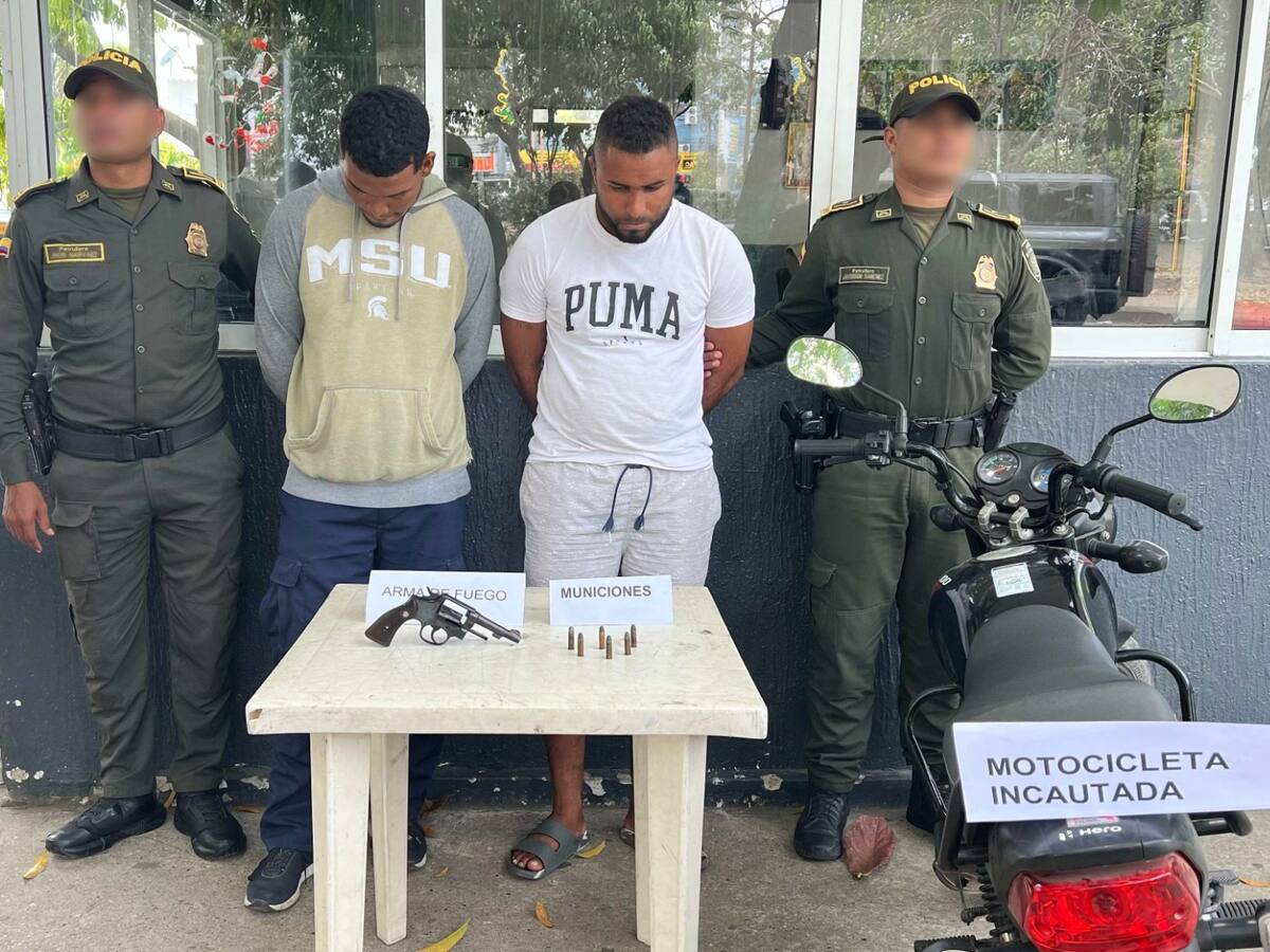 Dos capturados con arma de fuego ilegal en Cartagena: uno era buscado para cumplir condena