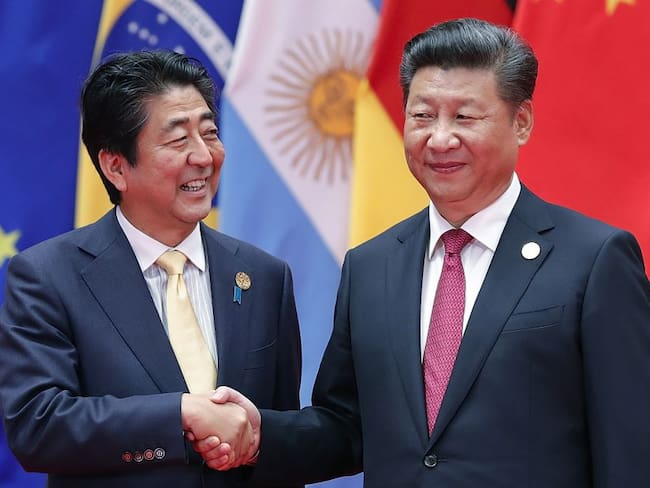 Shinzo Abe y Xi Jinping.