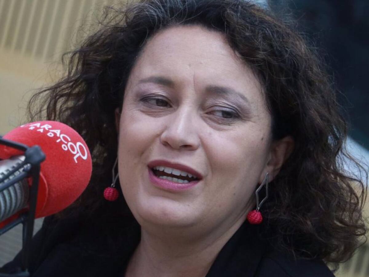 Angélica Lozano dice que si Gobierno radica la nueva reforma de salud, “mata la pensional”