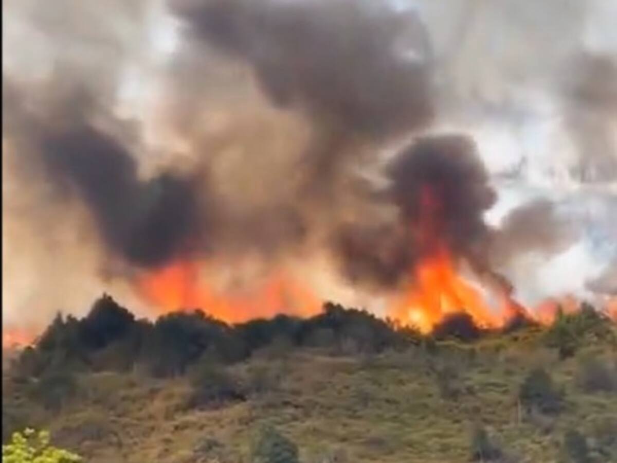 Incendio generó capa gris y contaminación del aire