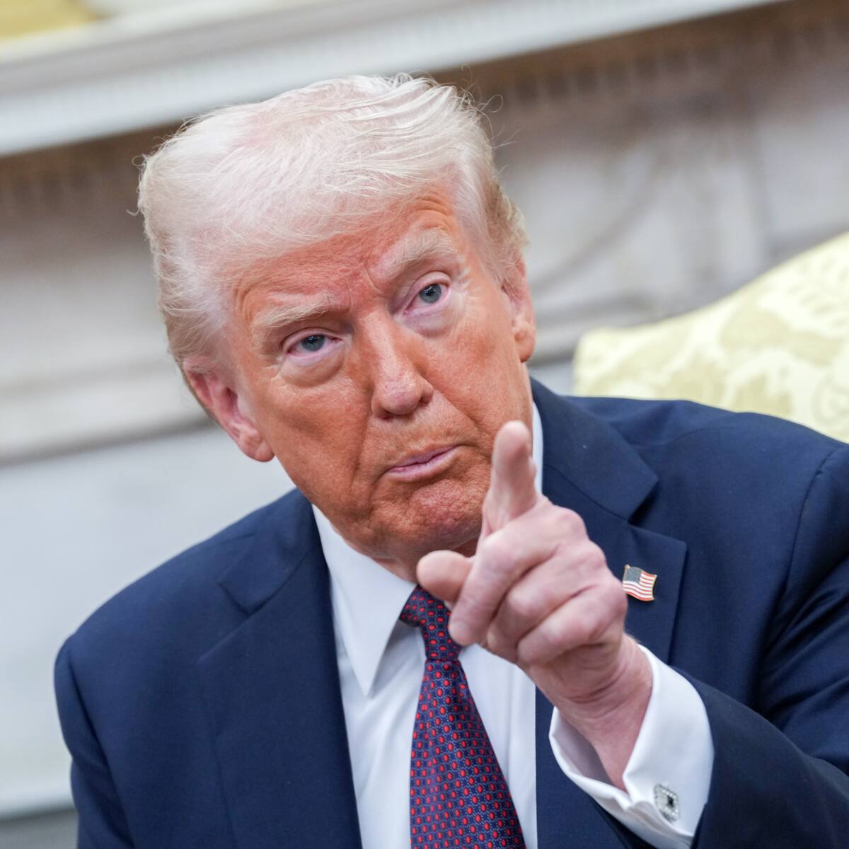 Trump amenaza a la población de Gaza: si tienen rehenes, están muertos