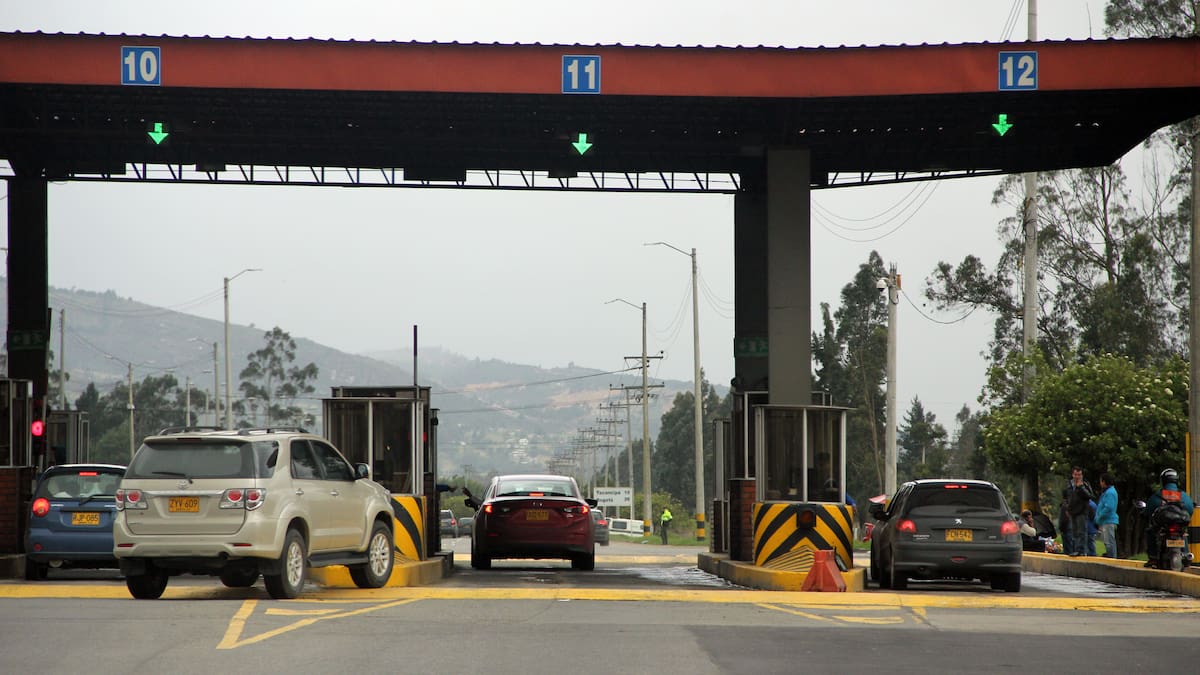 Gobierno se reunió con habitantes de La Calera para evaluar tarifa de peaje