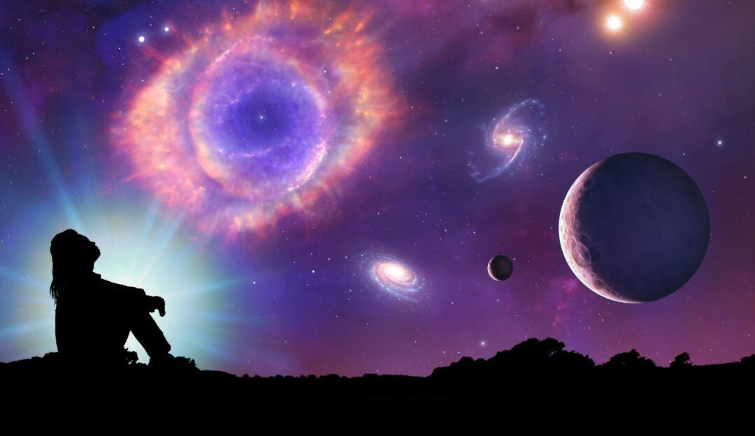 Universo en donde el tiempo corre hacia atrás. Imagen referencia