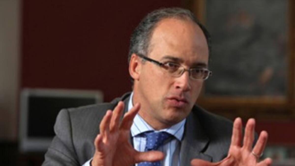 Minhacienda, en contra de congelar precios de los combustibles en el país