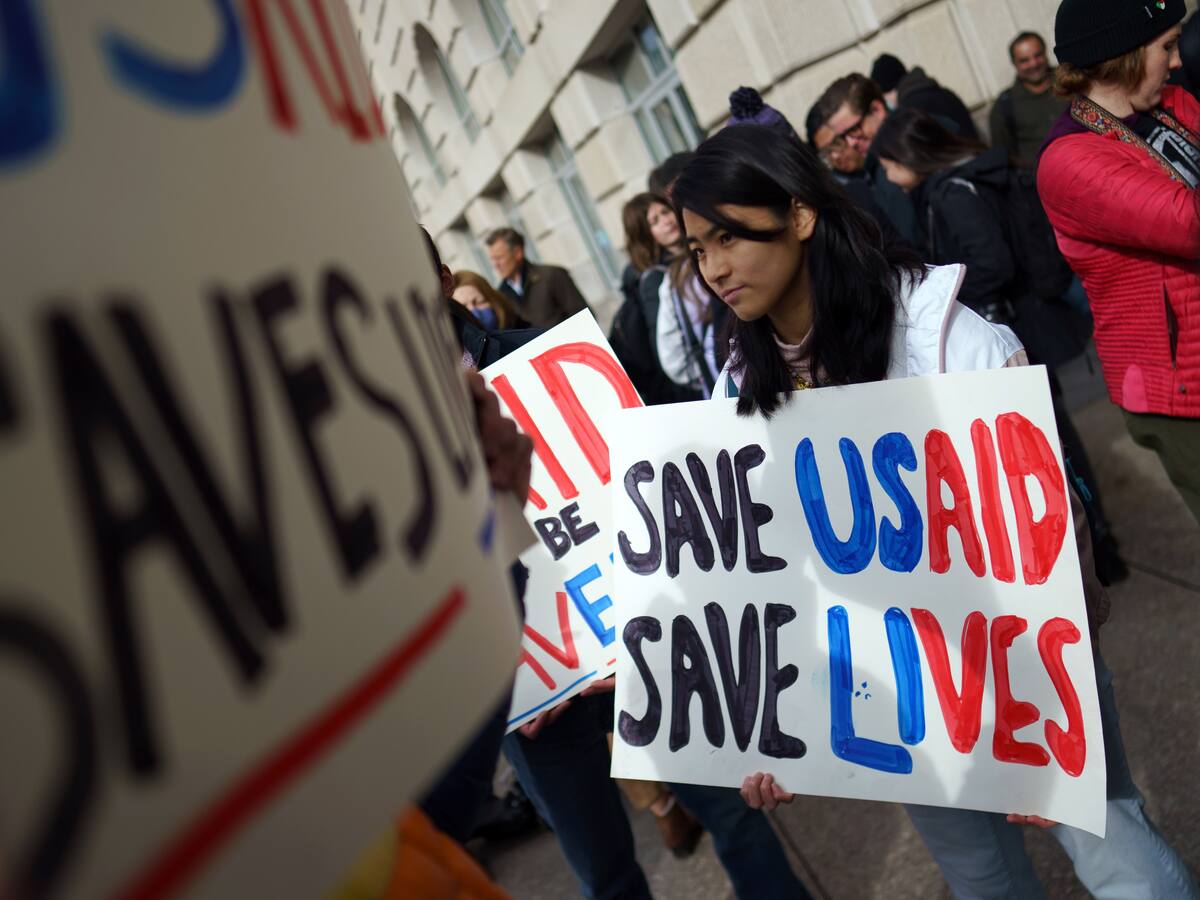 Estados Unidos: Corte permite que Trump continúe recorte de ayuda exterior