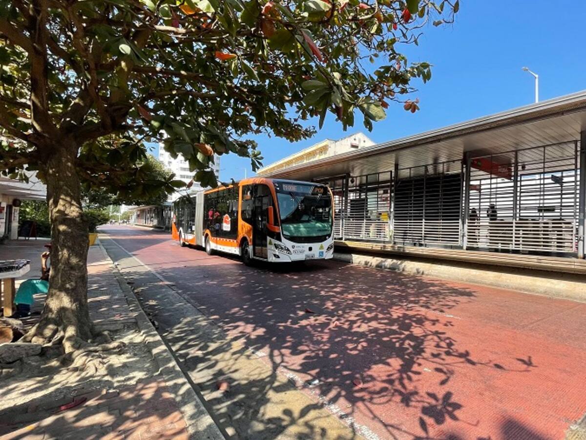 Alcalde Dumek anuncia inversión de $60 mil millones para mejorar servicio de Transcaribe