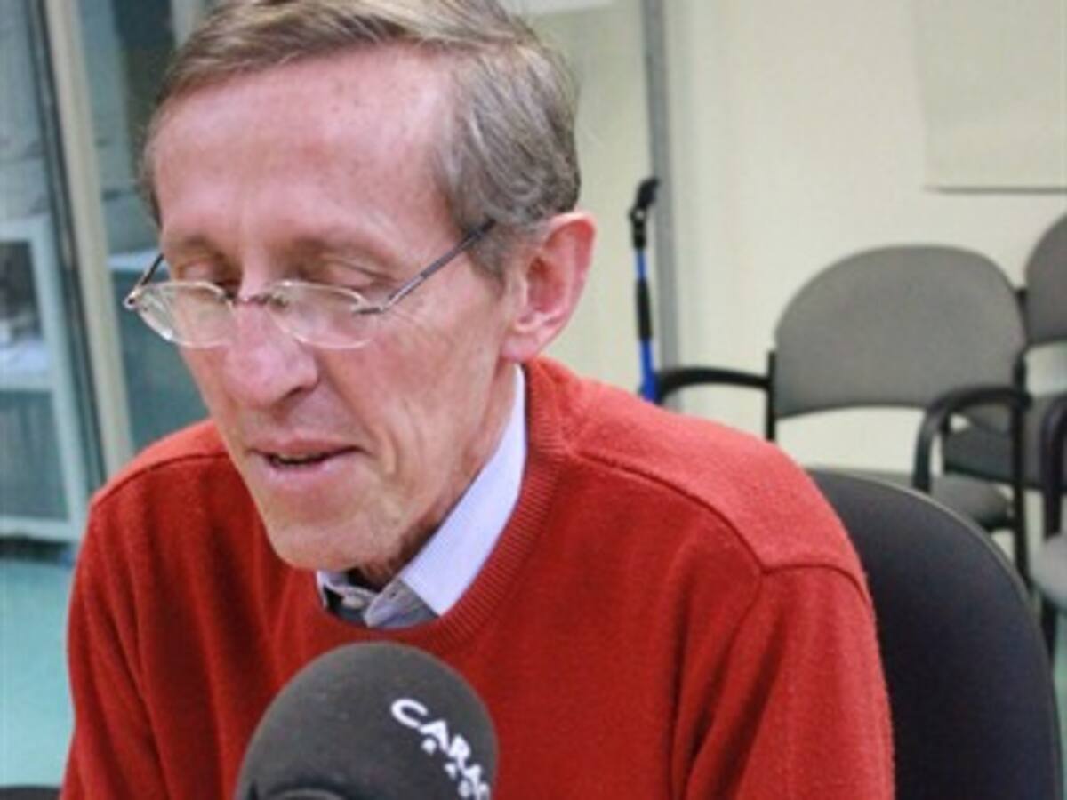 "Por la reelección de Santos no voto ni ‘amarrao’ ": Antonio Navarro