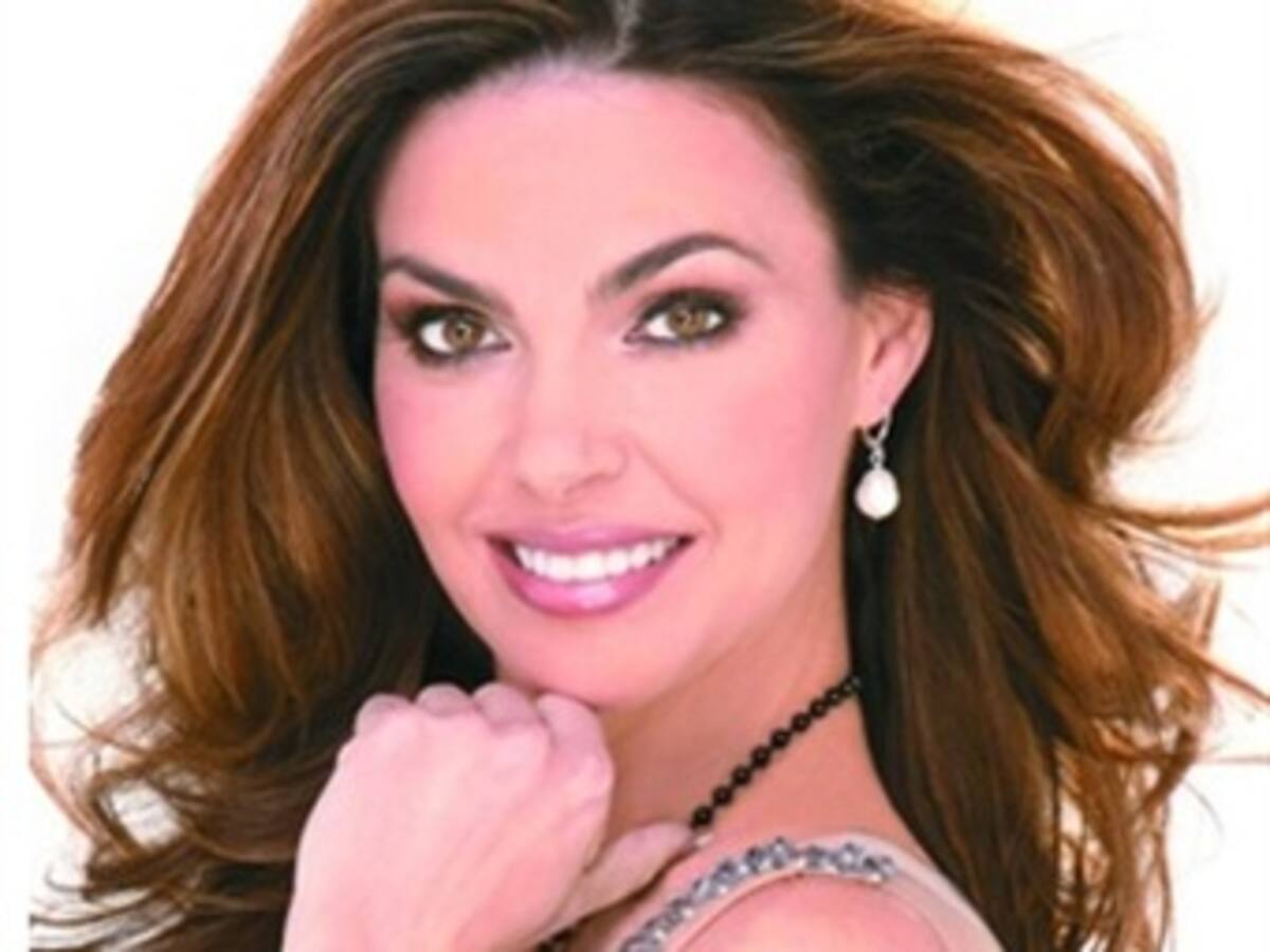 Ex Miss Universo Bárbara Palacios quiere motivar con su primer libro
