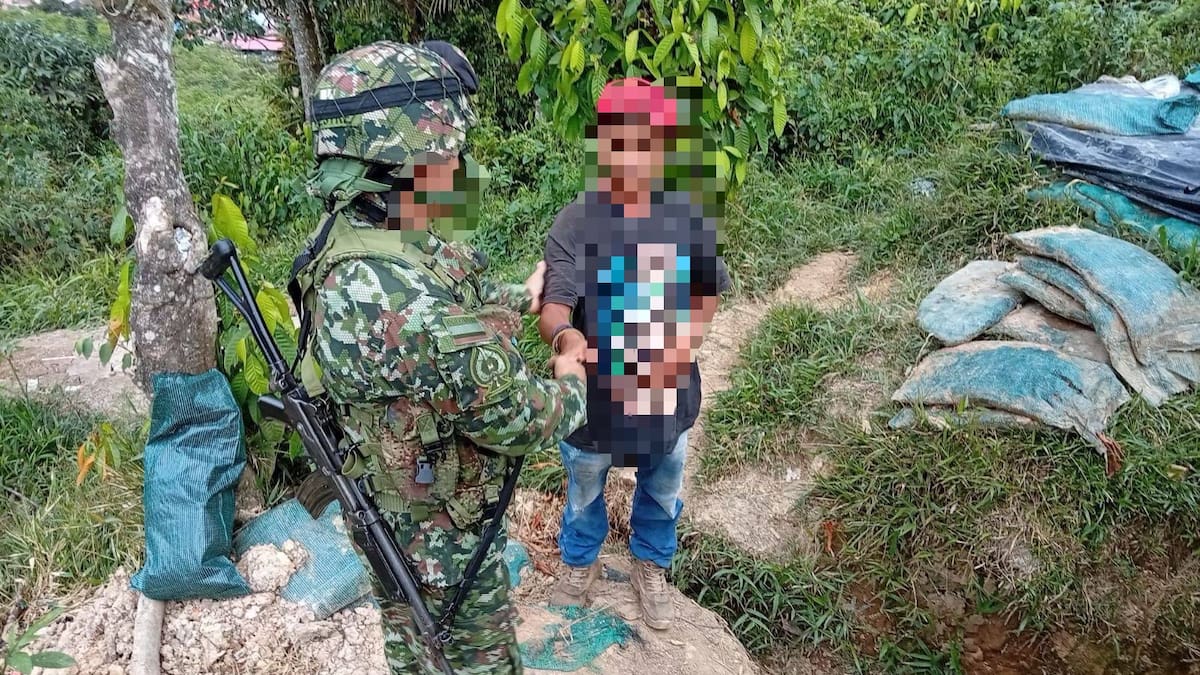 Miliciano de la estructura Carlos Patiño se entregó al Ejército Nacional en El Plateado, Cauca