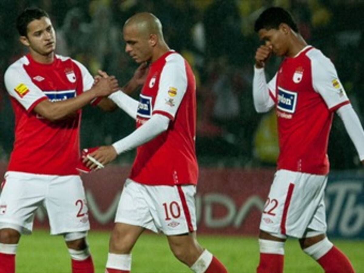 Cúcuta Deportivo goleó 4-0 a Santa Fe en la tercera fecha del fútbol colombiano