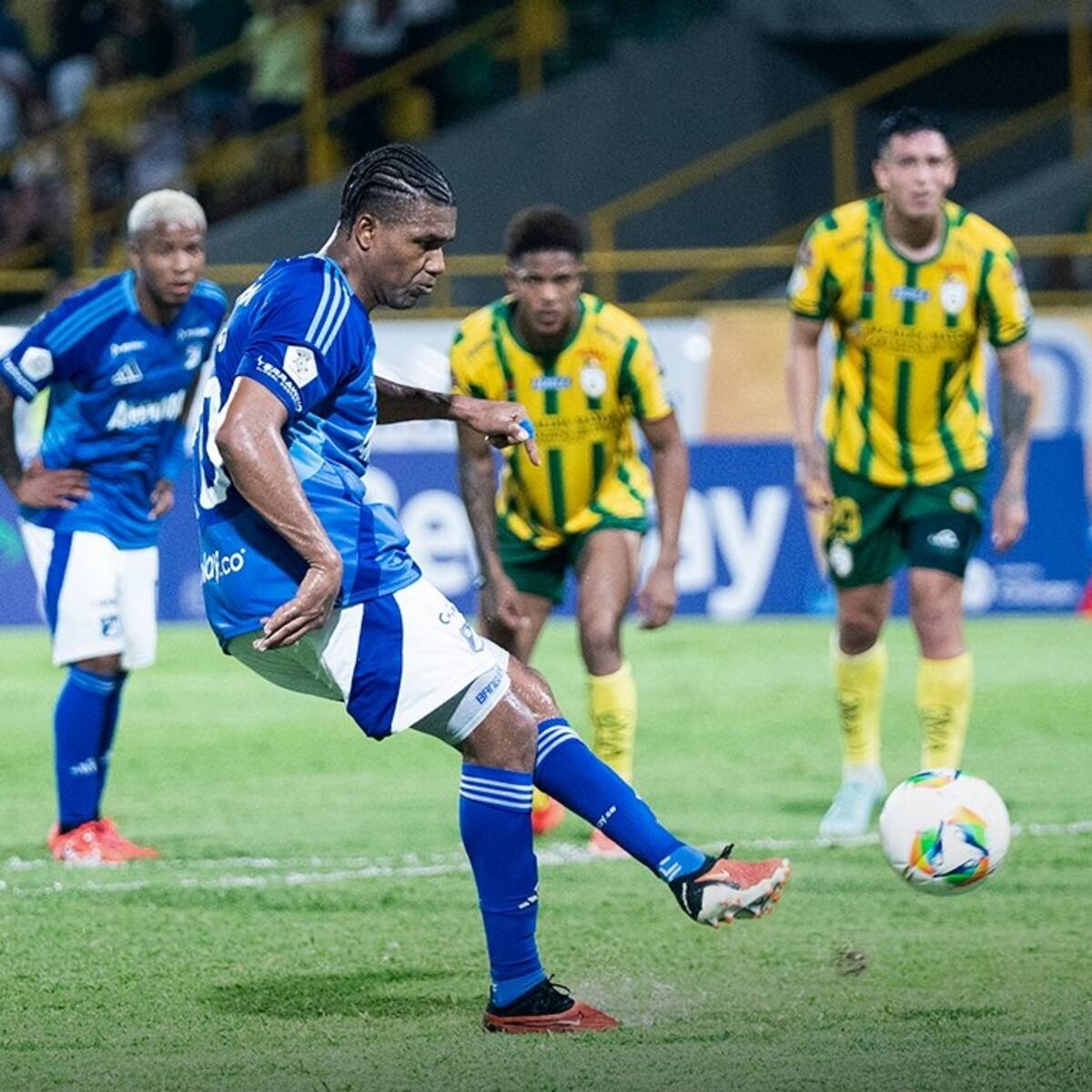 Millonarios sufre de más con Real Cartagena, pero se clasifica a octavos de final de Copa Colombia