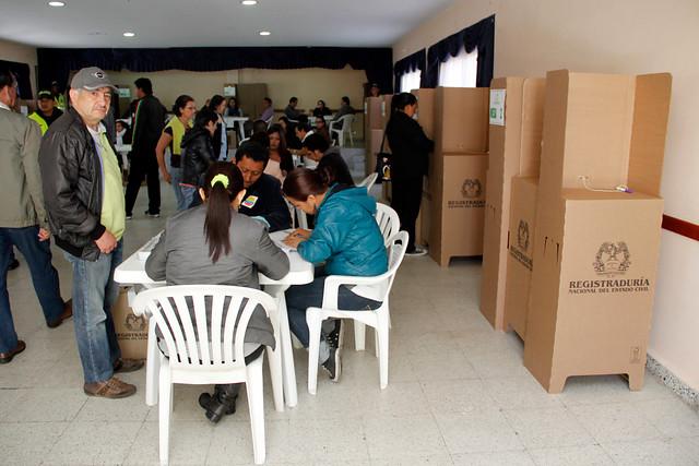 Más de 32 millones de colombianos están habilitados para votar en todo el país.