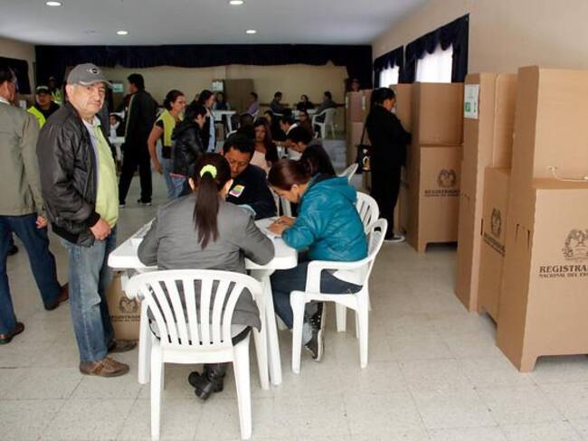 Más de 32 millones de colombianos están habilitados para votar en todo el país.
