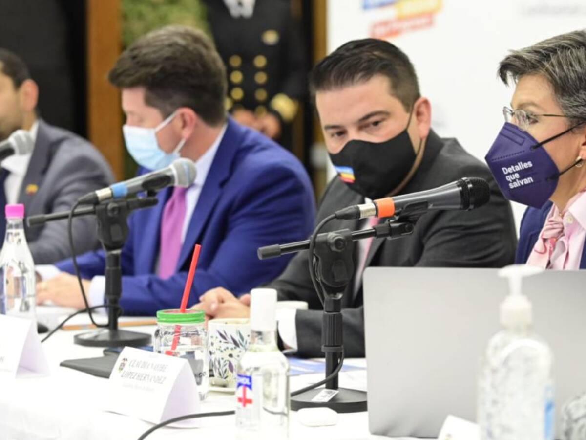 Claudia López aseguró que hay disidencias de las Farc en El Duda, Sumapaz