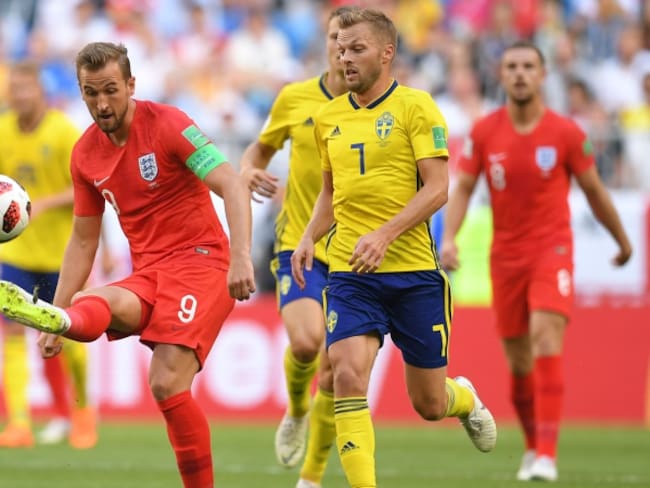 Inglaterra derrota a Suecia y regresa a unas semifinales tras 28 años