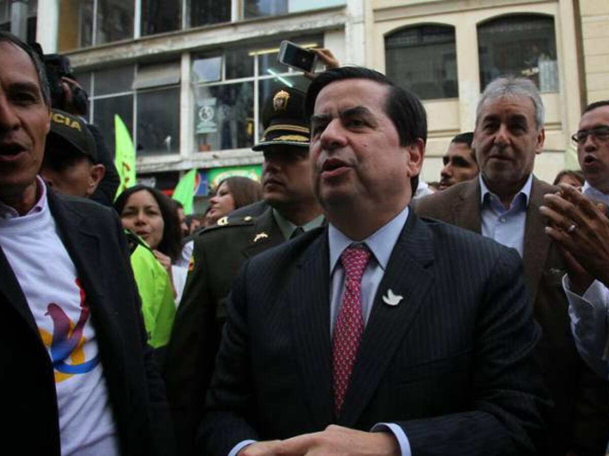 Si Eln persiste en secuestros y ataques difícilmente podrá llegar a un acuerdo con el Gobierno: Cristo
