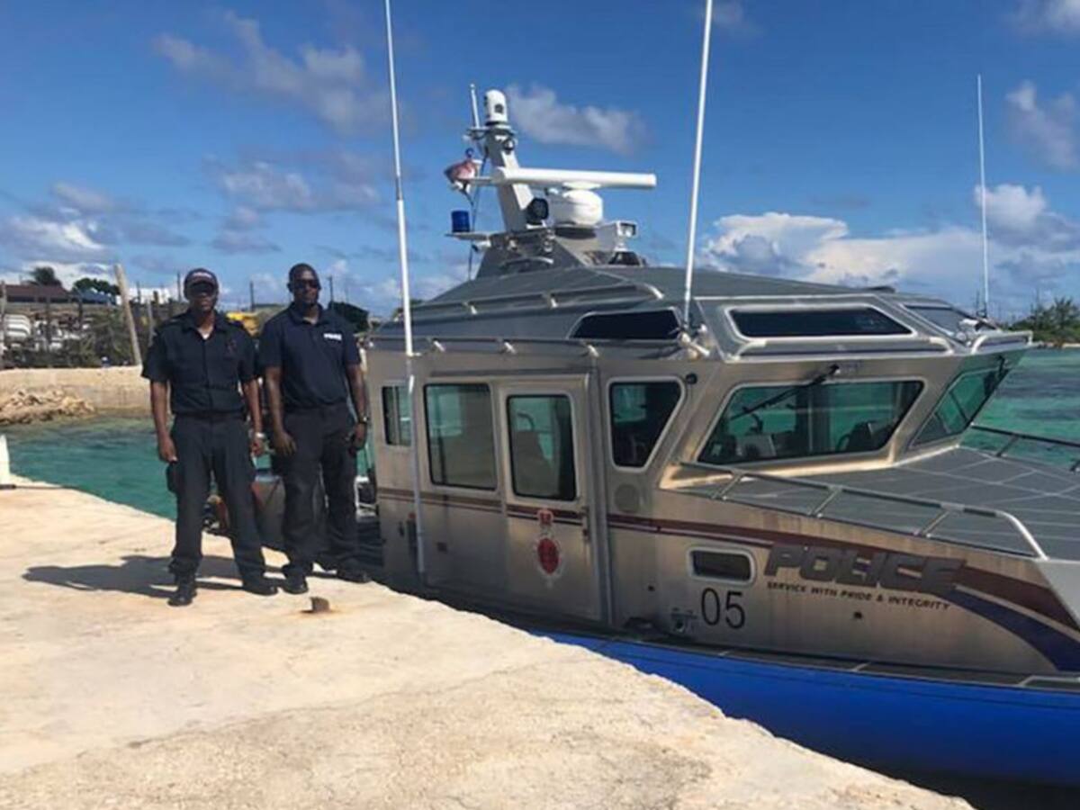 Encuentran bote a la deriva con 20 cadáveres en el Caribe