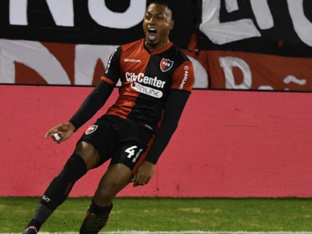 Willer Ditta marcó un gol y puso líder a Newell's Old Boys en Argentina
