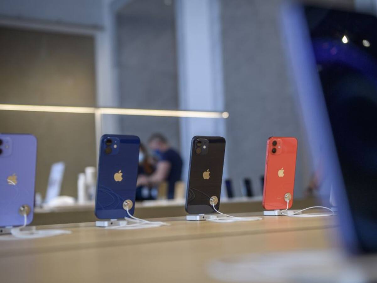 Apple perdió juicio por vender teléfonos sin cargador