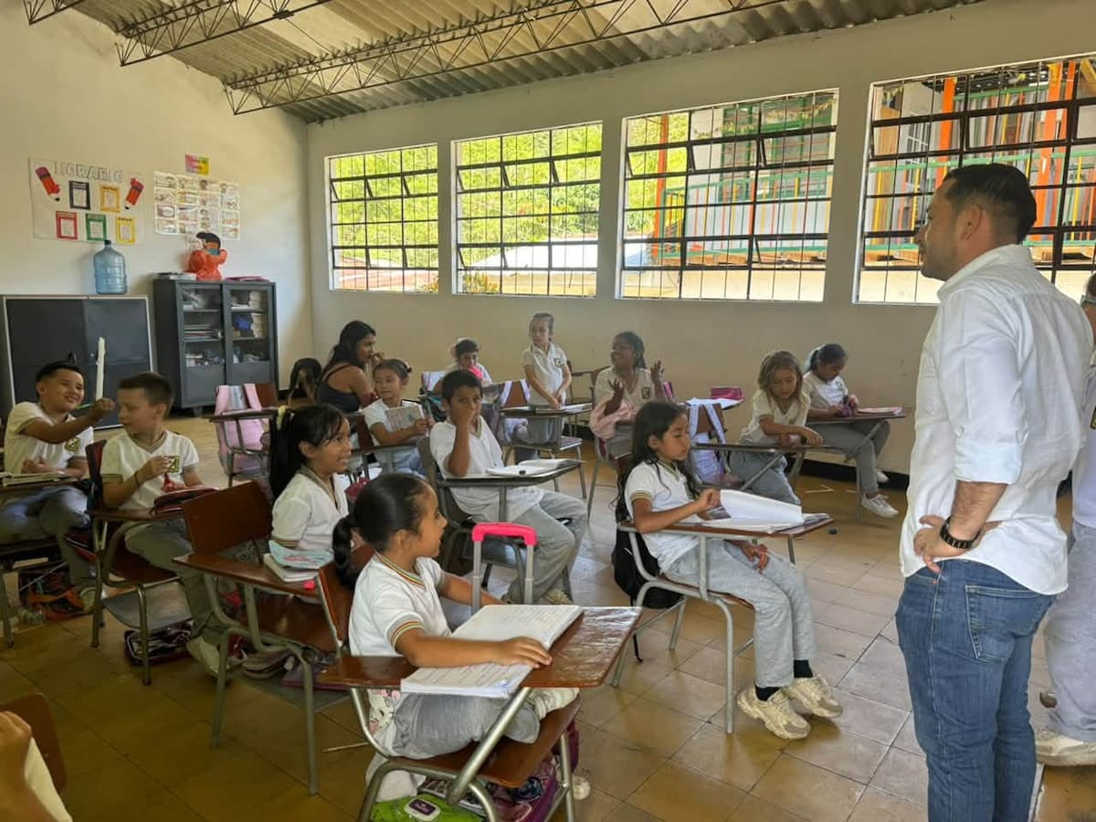 Suspenden clases de forma provisional en Génova, Quindío, por cadena de temblores en Tolima