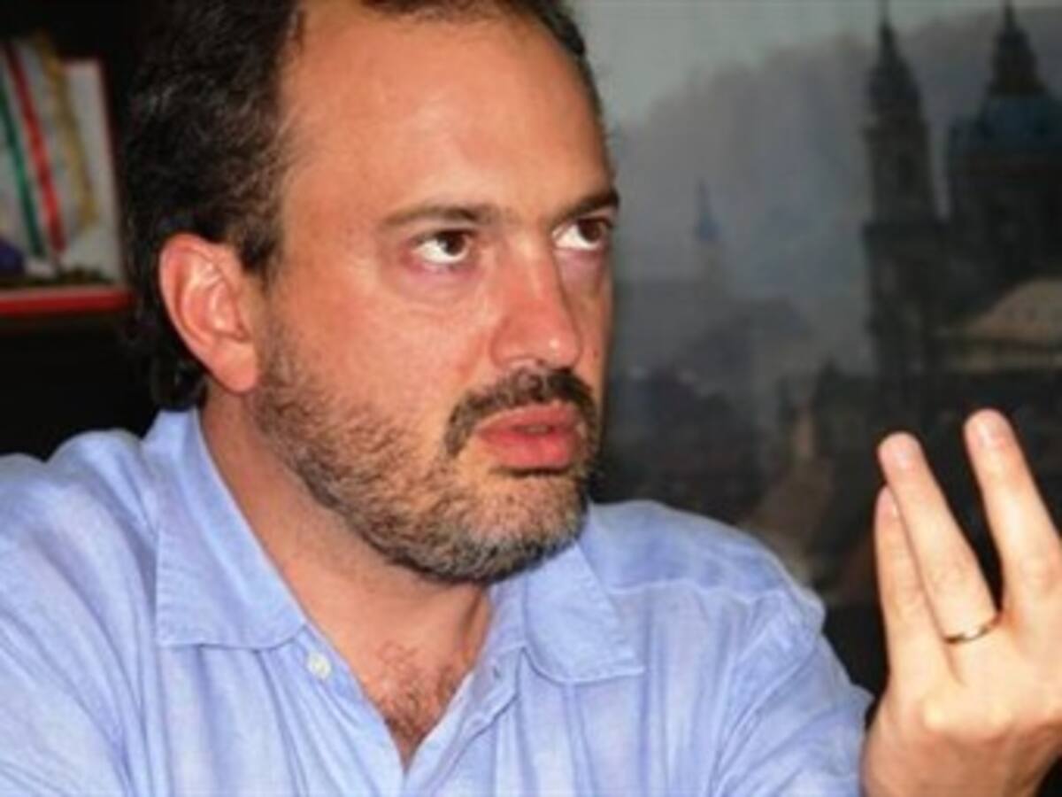 Procuraduría abre indagación preliminar contra superintendente de Sociedades