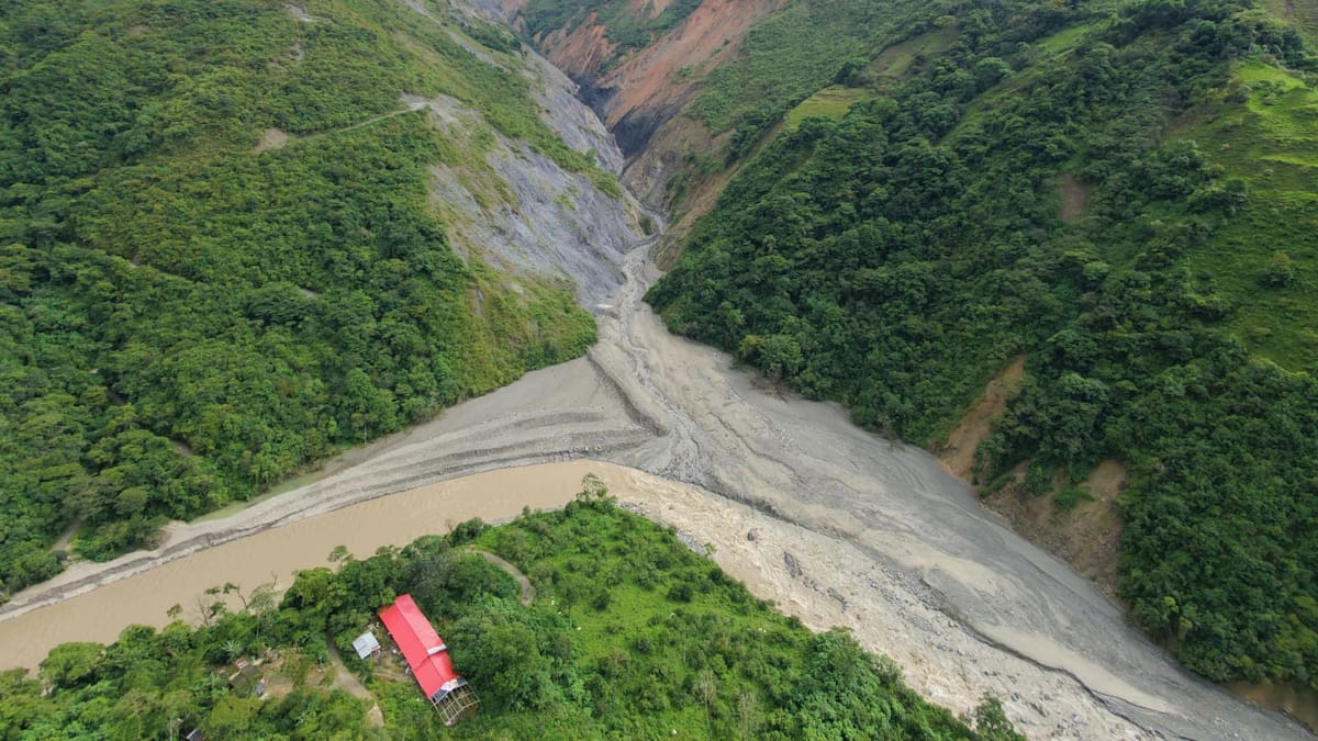 Crecientes de ríos afectan las vías del municipio de Guayabetal en Cundinamarca