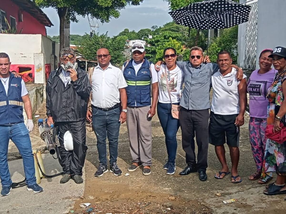 Dadis realiza intervención en barrio Lo Amador por aumento de casos de dengue
