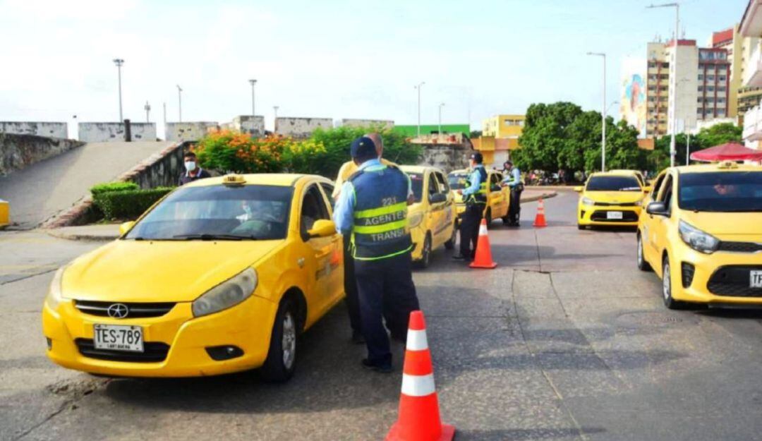 Denuncie cualquier cobro excesivo en las tarifas de taxi en oficinas de Atención al Ciudadano de la entidad en Espinal y Manga