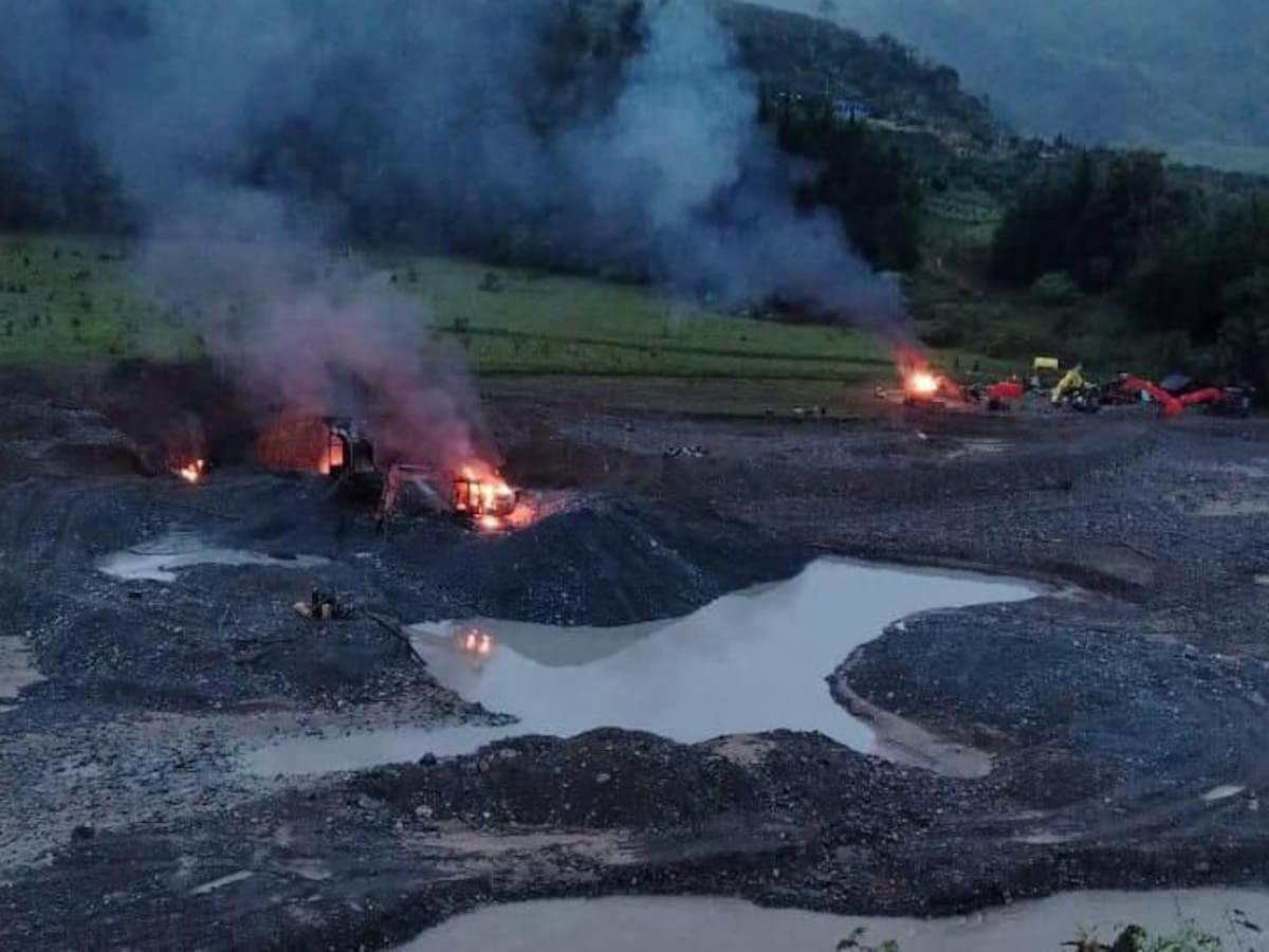 Operativo contra la minería ilegal generó un combate entre Ejército y Clan del Golfo en Urrao