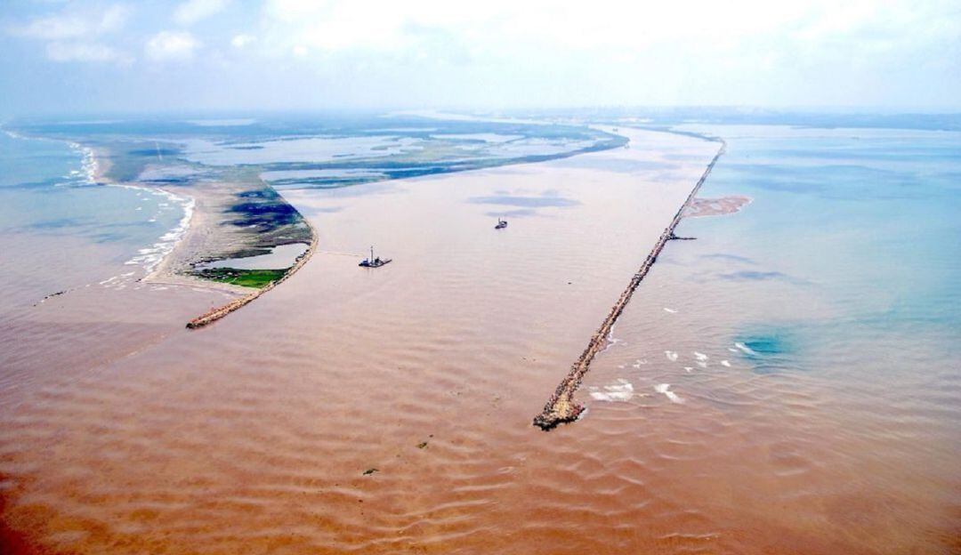 Canal de acceso al Puerto de Barranquilla.
