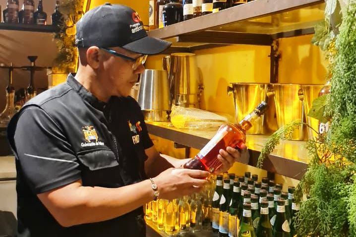 Incautaron 33 botellas licor sin estampillas en el Centro Histórico de Cartagena