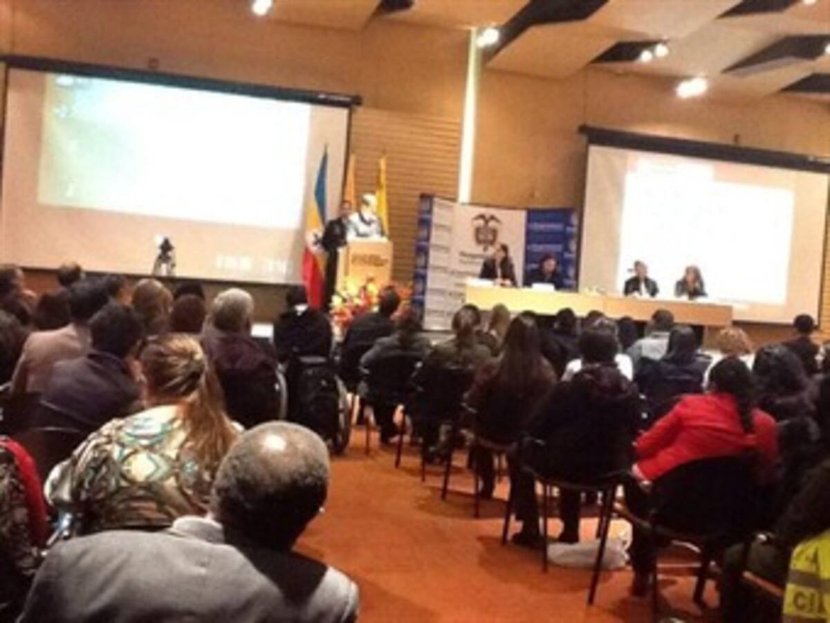 Garzón propone alianza de medios para que campañas paren ‘guerra sucia’
