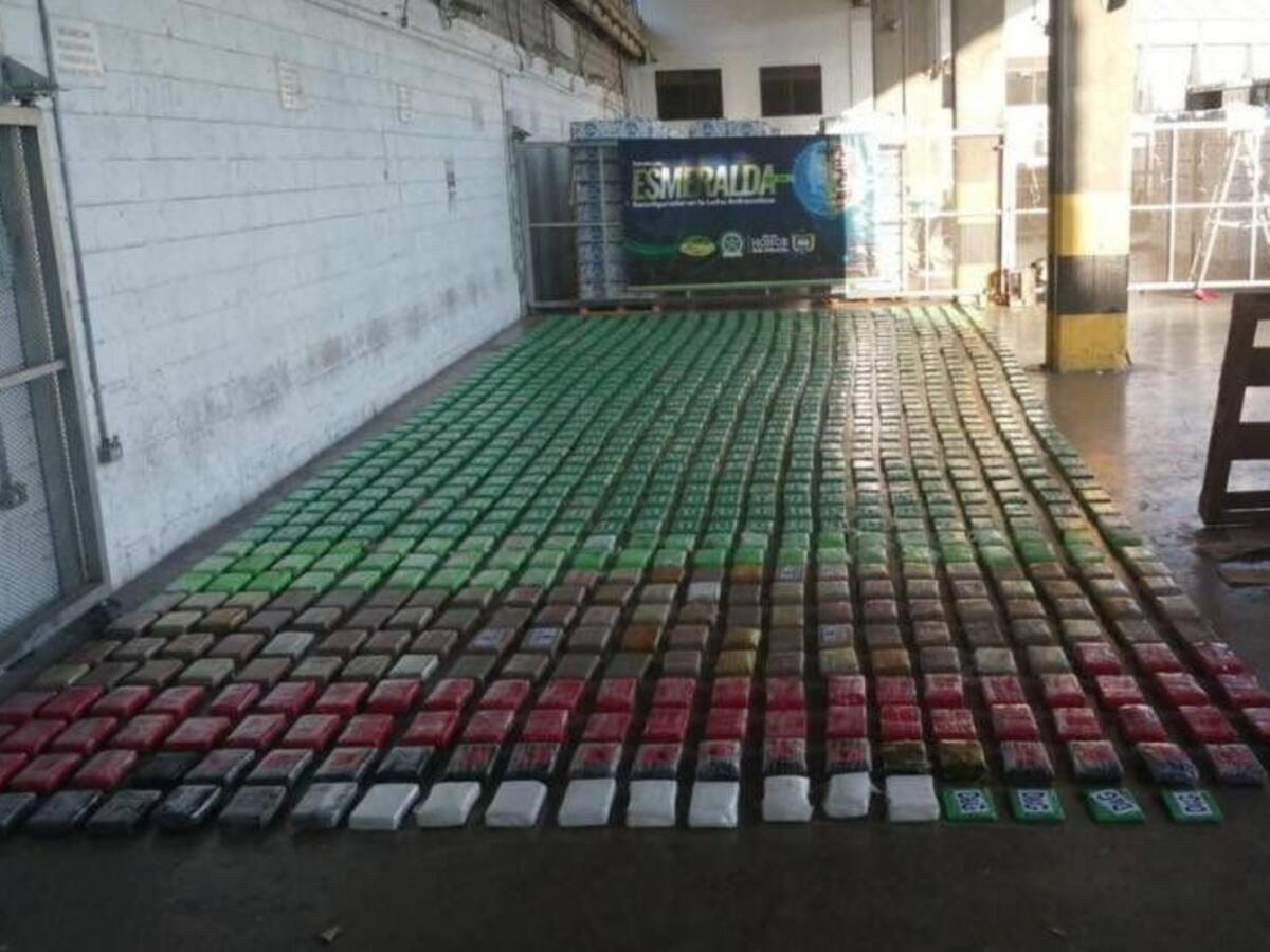 Dirección de Antinarcóticos incautó más de 1.500 kilos de coca en el puerto de Santa Marta
