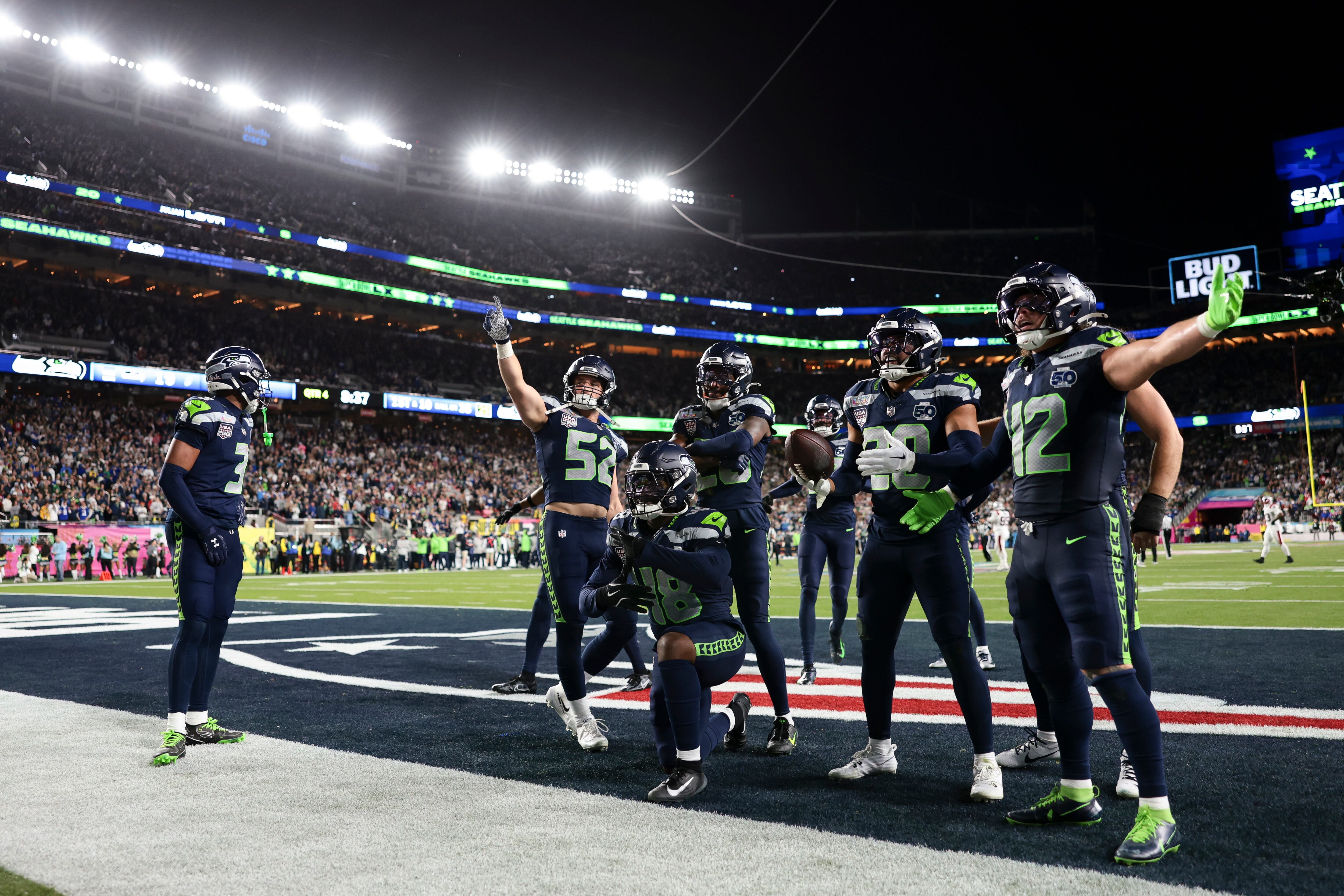 Los Seattle Seahawks ganan el Super Bowl, tras aplastar a los Patriots de Christian González. (Photo by Kathryn Riley/Getty Images)