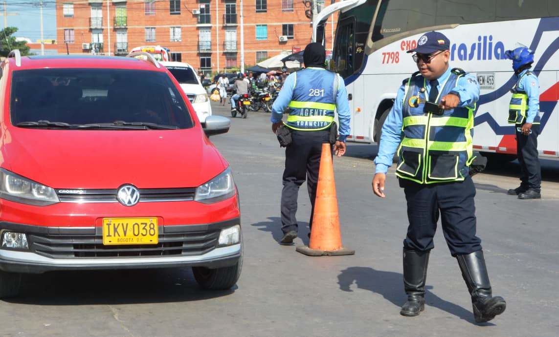 en Santa Lucía y la Terminal de Transportes dejan más de 130 vehículos inmovilizados