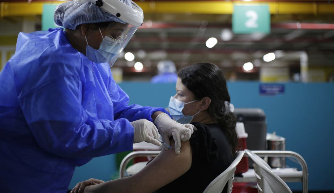 Vacunación COVID-19