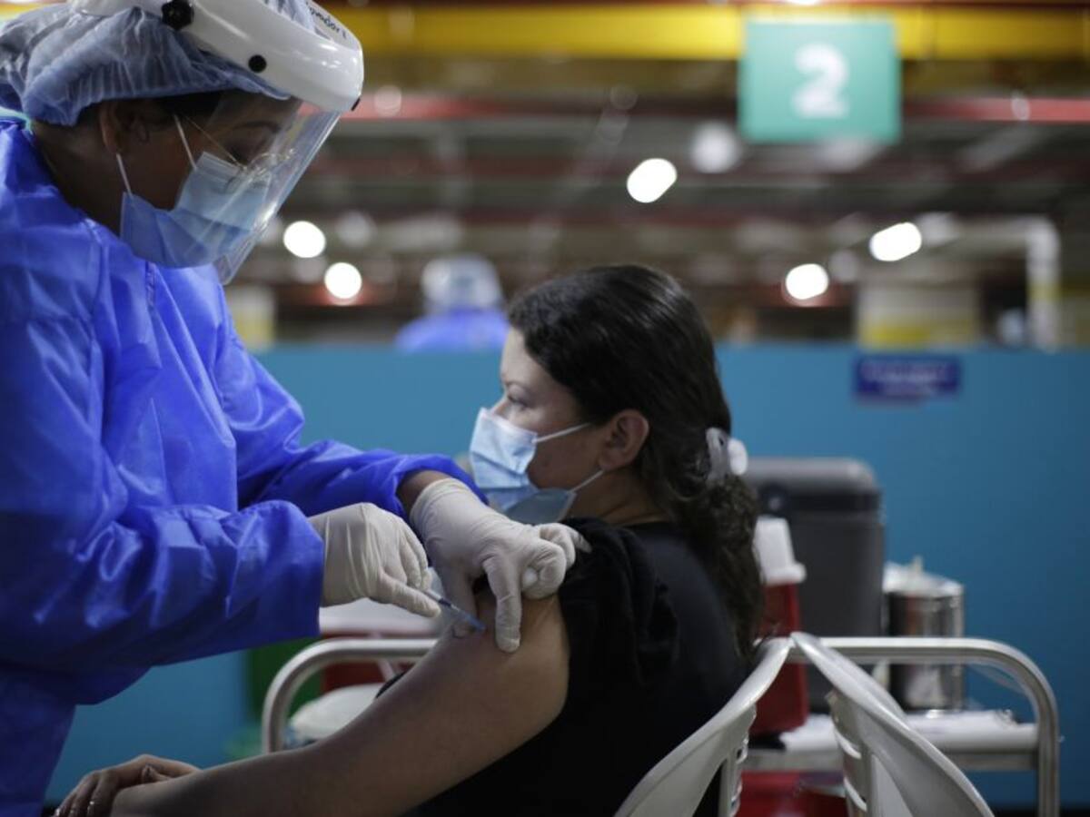 Vacunación COVID-19: Puntos habilitados en Bogotá el viernes 10 de junio