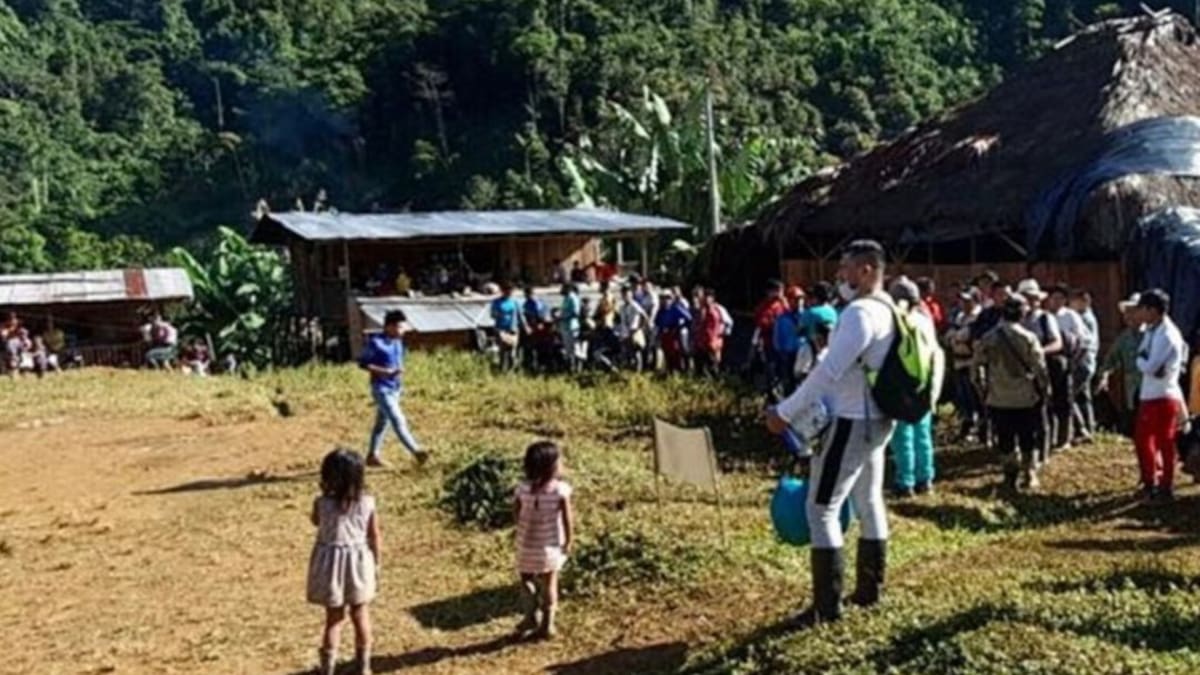 Indígenas desplazados no regresarán al Chocó sin garantías de seguridad