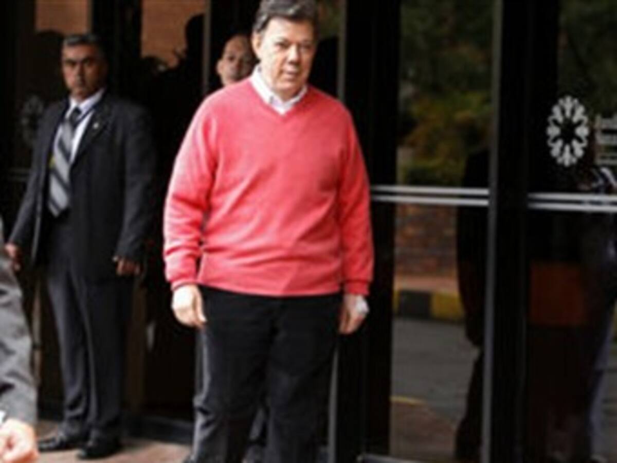 Presidente Santos retomará labores luego de operación