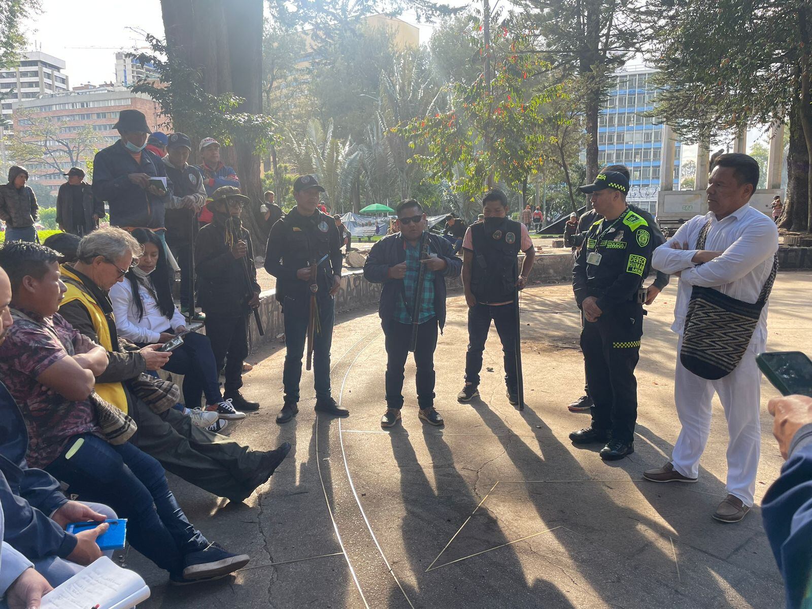 "Si MinInterior no viene, interpondremos tutela ante C.Constitucional": Indígenas Embera